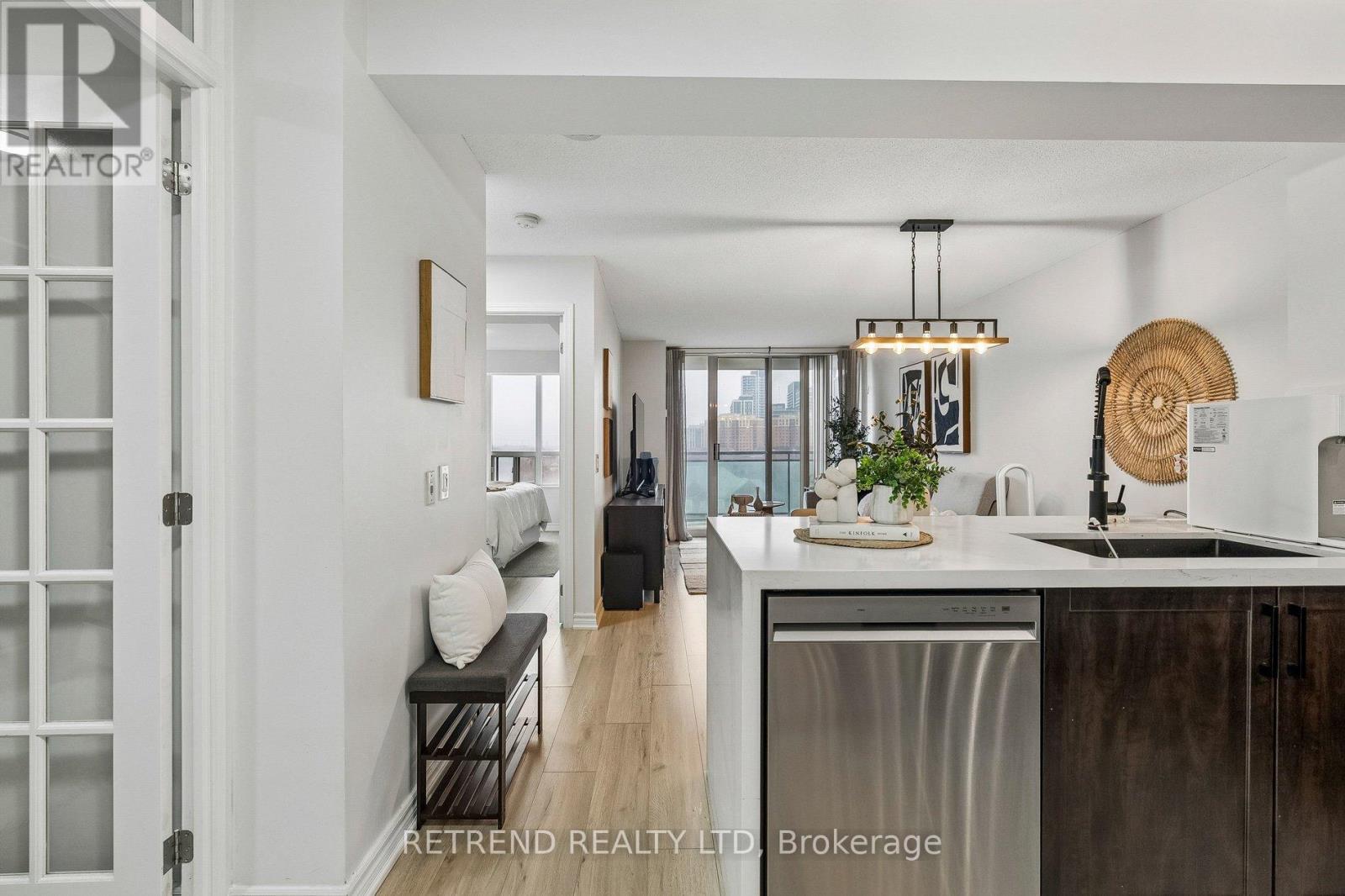 602 - 310 Red Maple Road, Richmond Hill, Ontario  L4C 0T7 - Photo 6 - N13023568