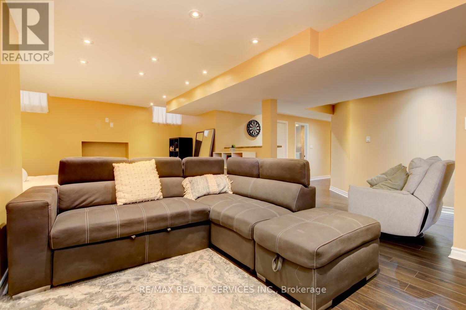 47 Cape Dorset Crescent, Brampton, Ontario  L6R 3K9 - Photo 36 - W13023564