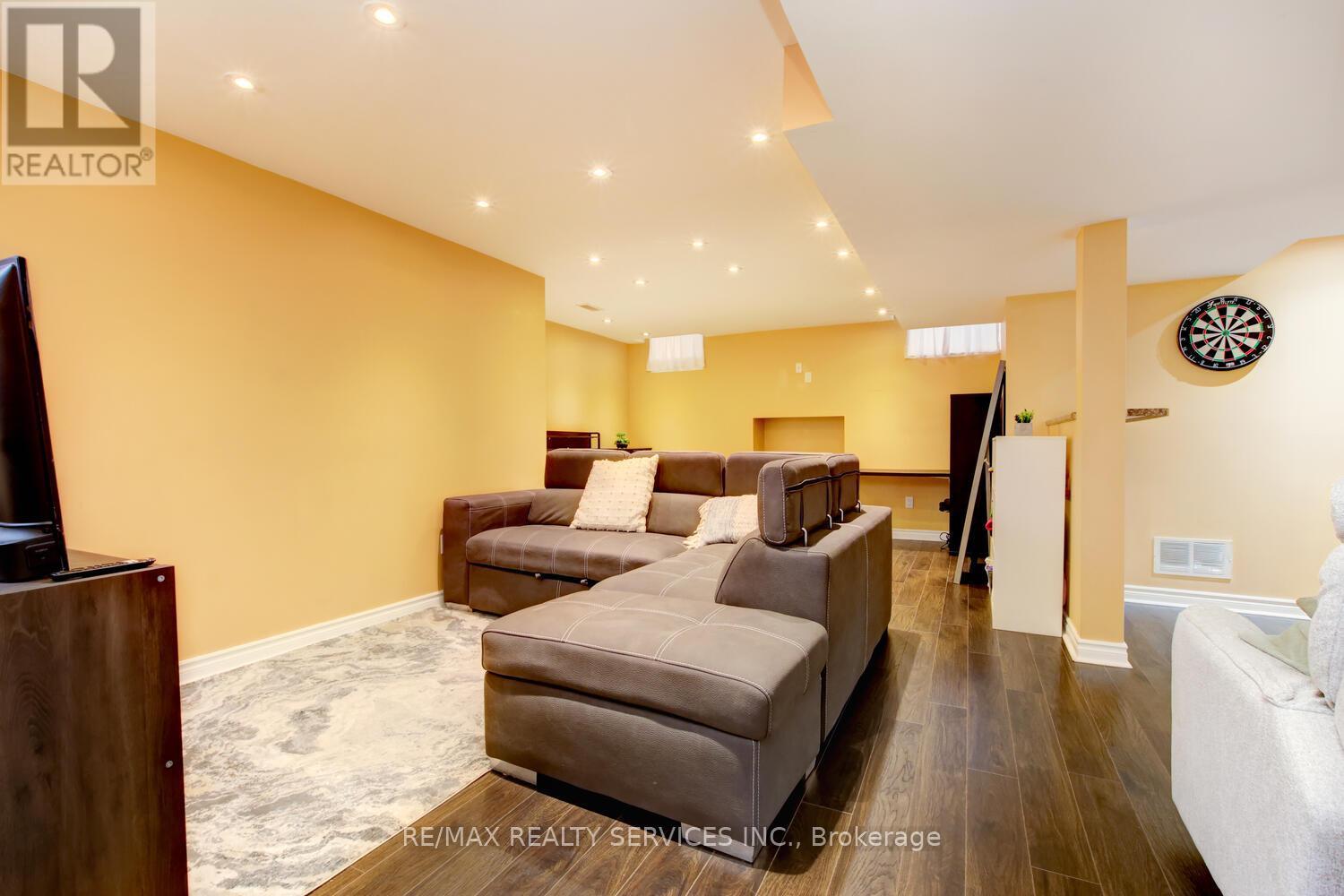 47 Cape Dorset Crescent, Brampton, Ontario  L6R 3K9 - Photo 37 - W13023564