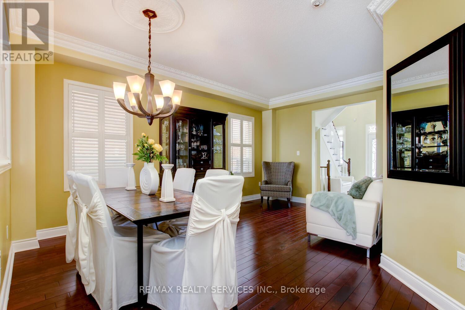 47 Cape Dorset Crescent, Brampton, Ontario  L6R 3K9 - Photo 4 - W13023564