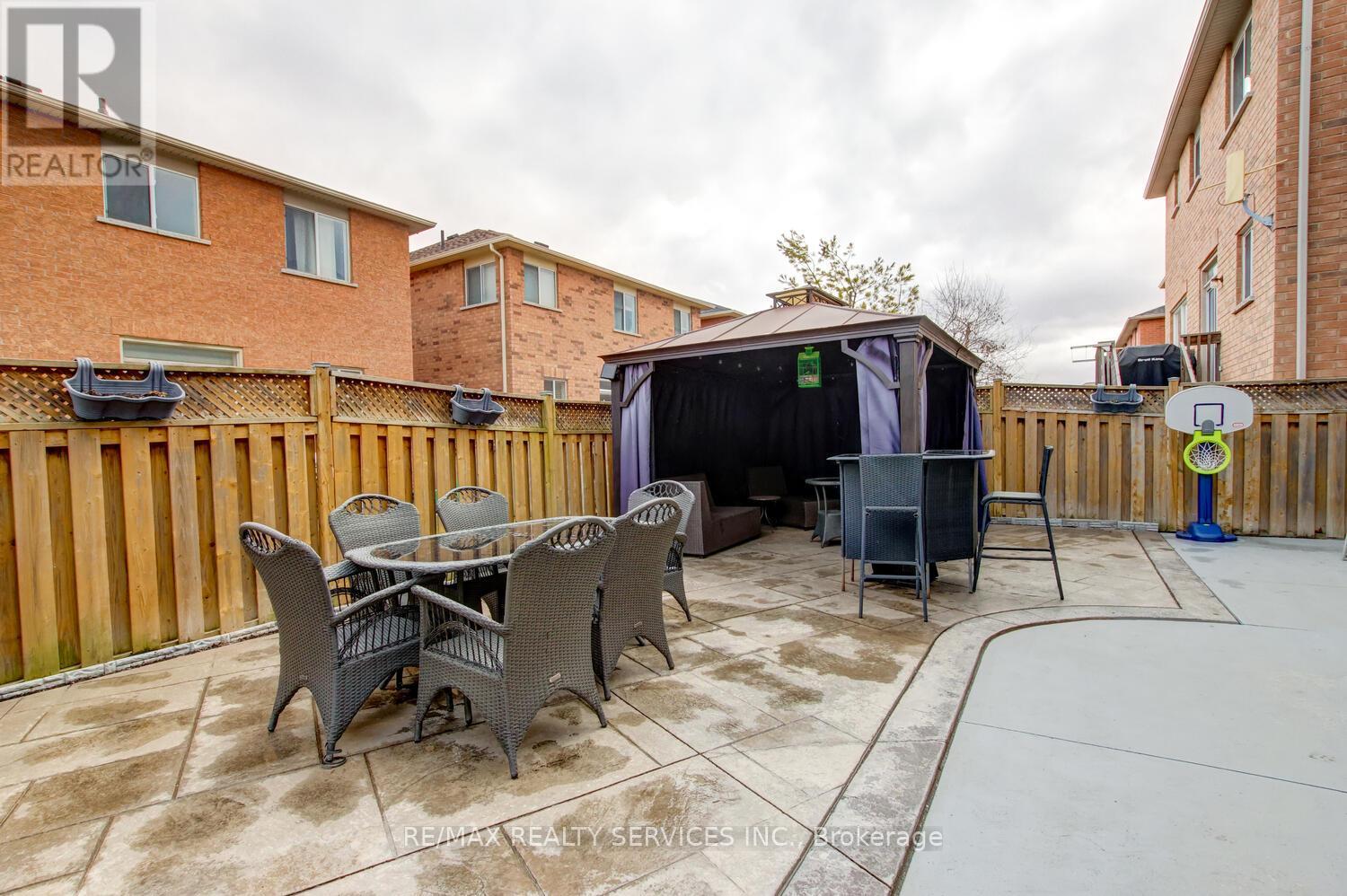 47 Cape Dorset Crescent, Brampton, Ontario  L6R 3K9 - Photo 47 - W13023564