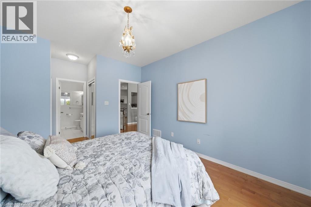 46 Manitoulin Trail, Hamilton, Ontario  L9B 2X8 - Photo 21 - 40805507