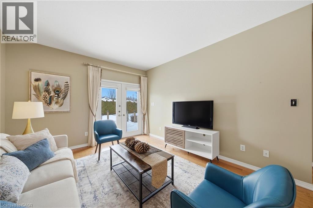 46 Manitoulin Trail, Hamilton, Ontario  L9B 2X8 - Photo 15 - 40805507