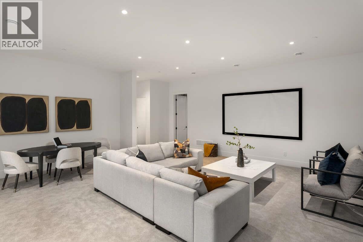 866 Predator Ridge Drive, Vernon, British Columbia  V1H 1G4 - Photo 24 - 10380484