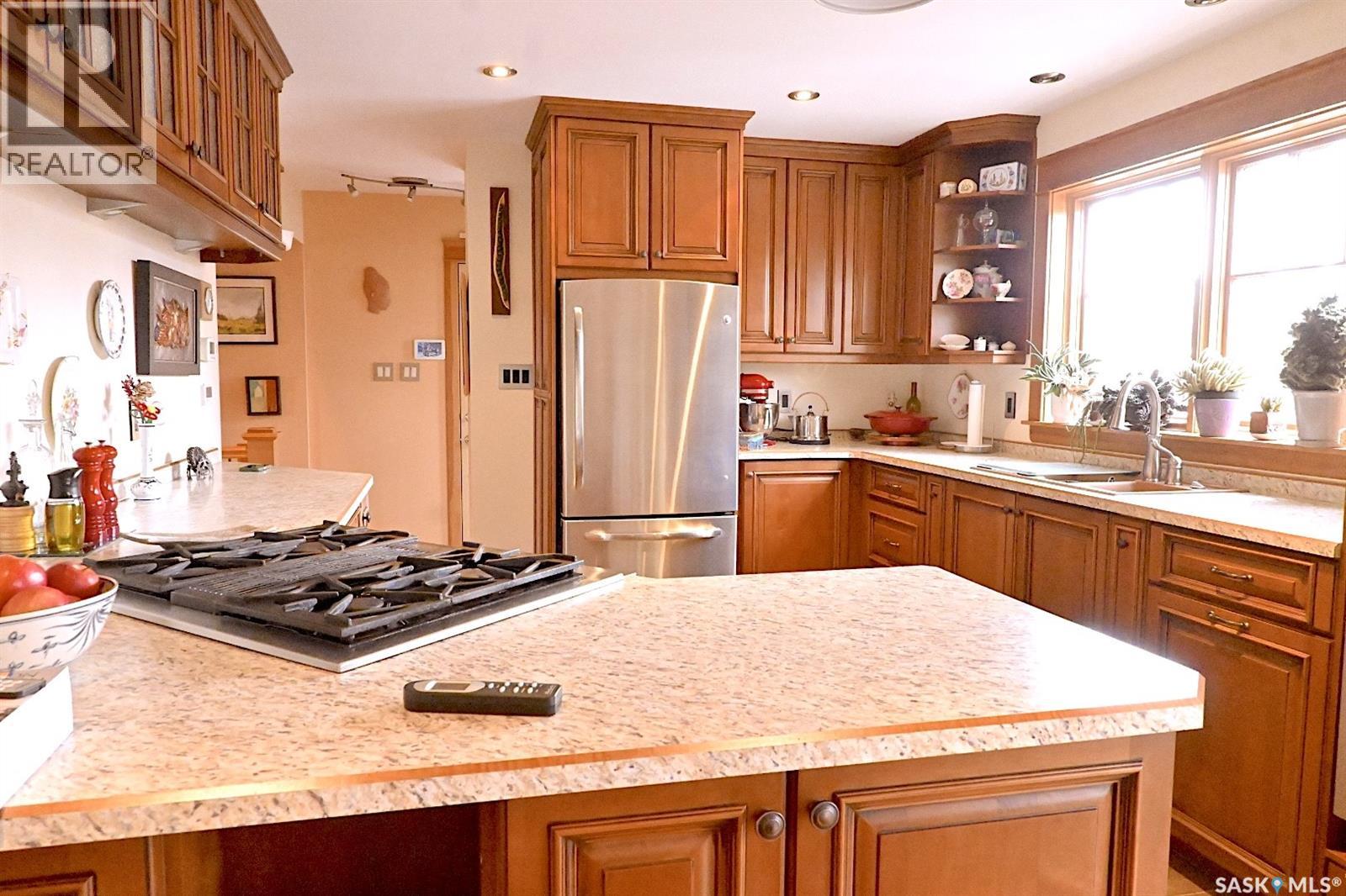 18 Rupert Drive, Saskatoon, Saskatchewan  S7K 1B2 - Photo 4 - SK033504