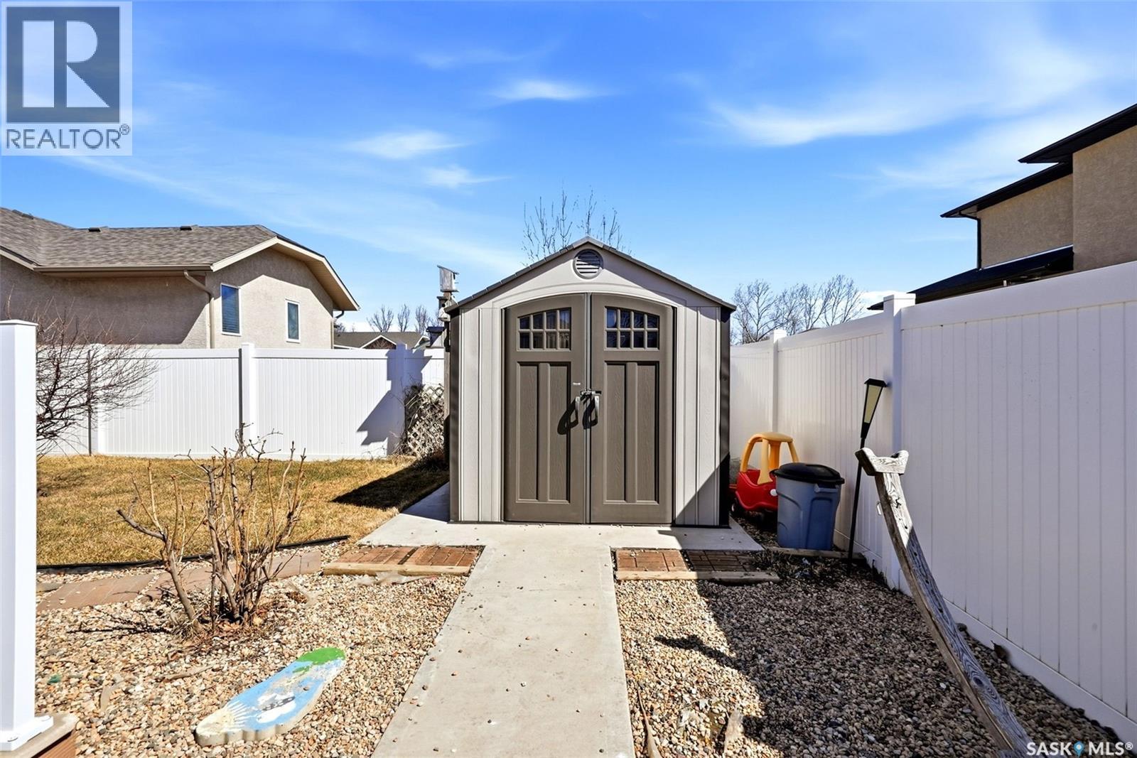 5 Corbin Bay, Grand Coulee, Saskatchewan  S4P 2Z2 - Photo 45 - SK033037