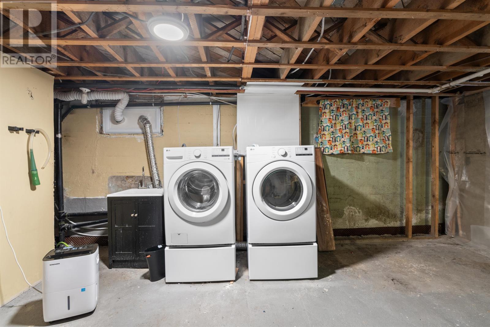 6705 Quinpool Road, Halifax, Nova Scotia  B3L 1C1 - Photo 50 - 202608067