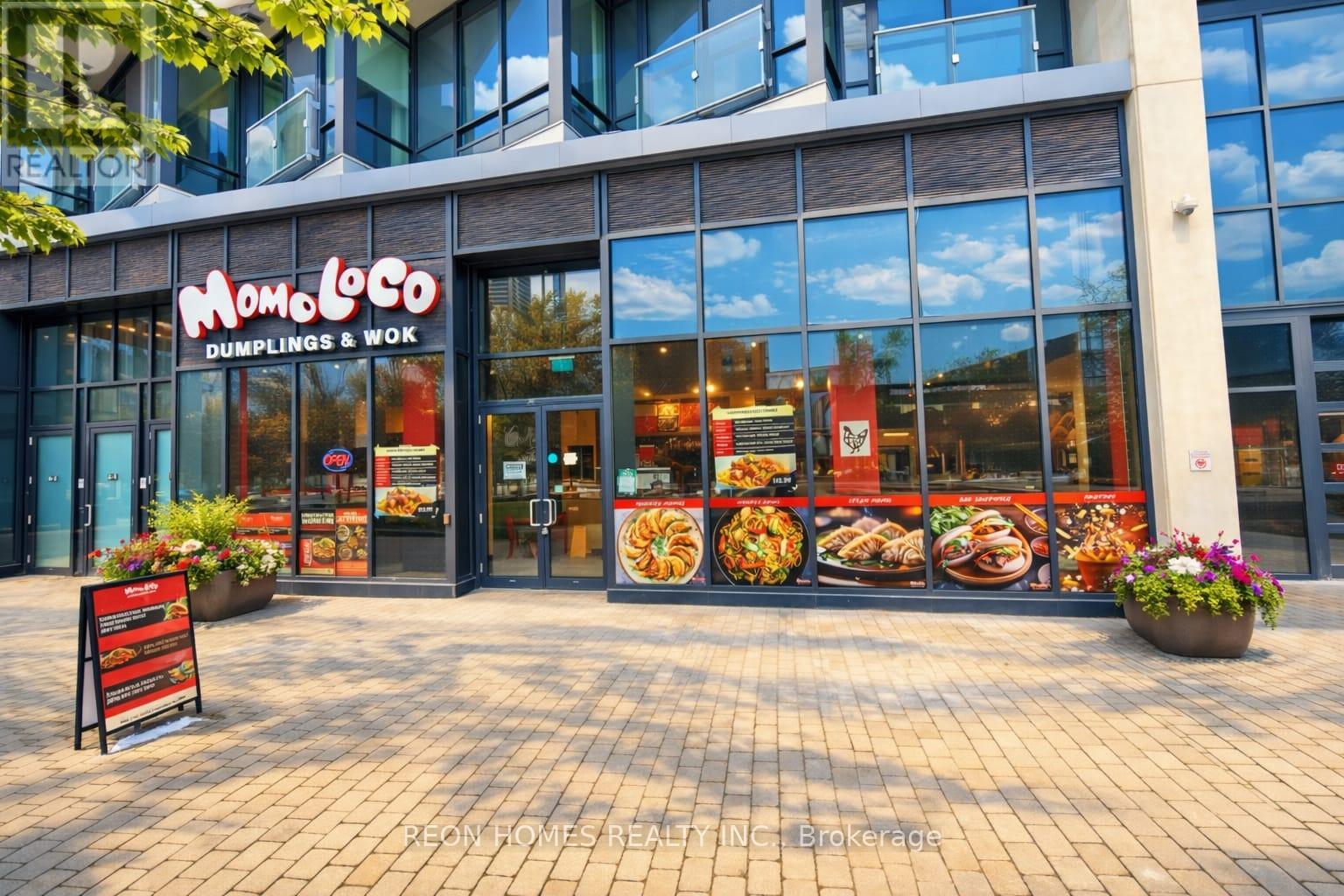 15 Merchants' Wharf, Toronto, Ontario  M5A 0N8 - Photo 2 - C12909444