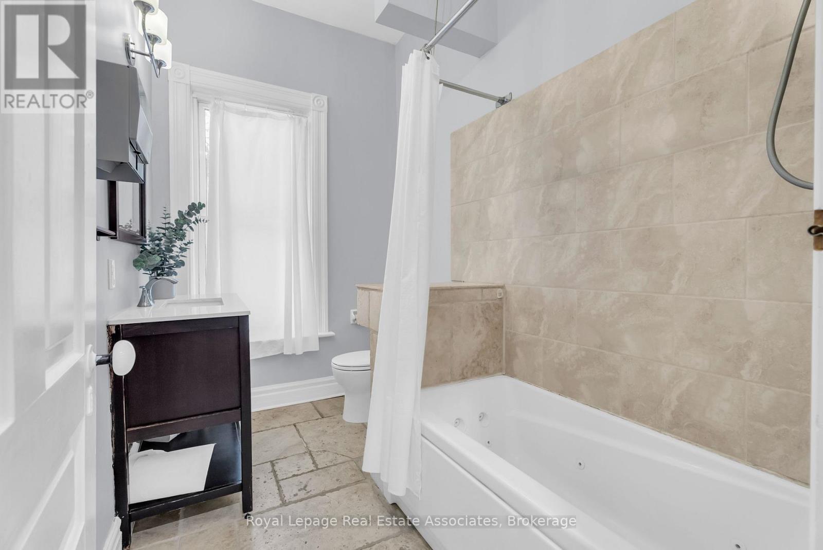 1 Third Avenue, Orangeville, Ontario  L9W 1G8 - Photo 36 - W12962622