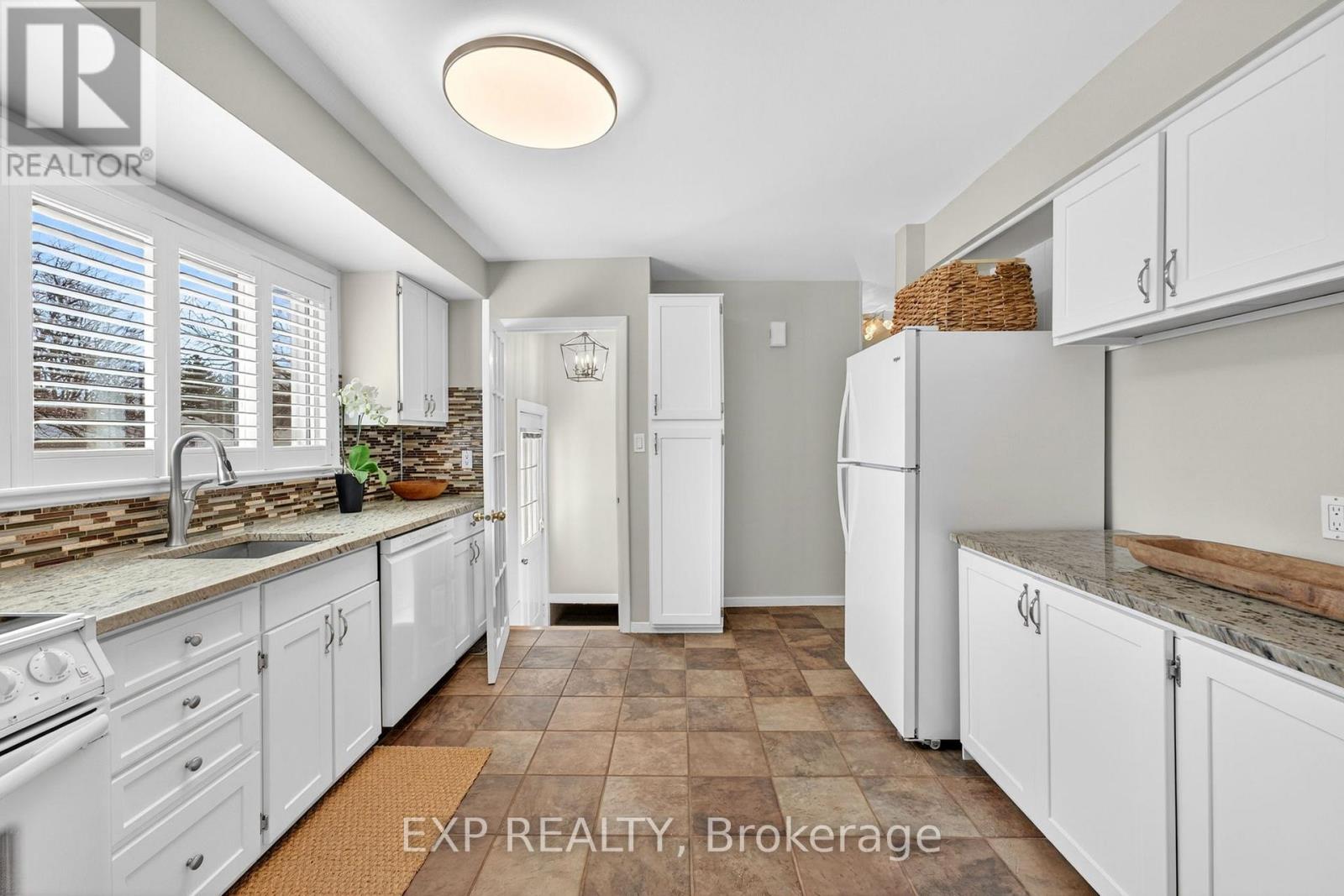 390 Mcewen Drive, Kingston, Ontario  K7M 3W3 - Photo 10 - X13023686