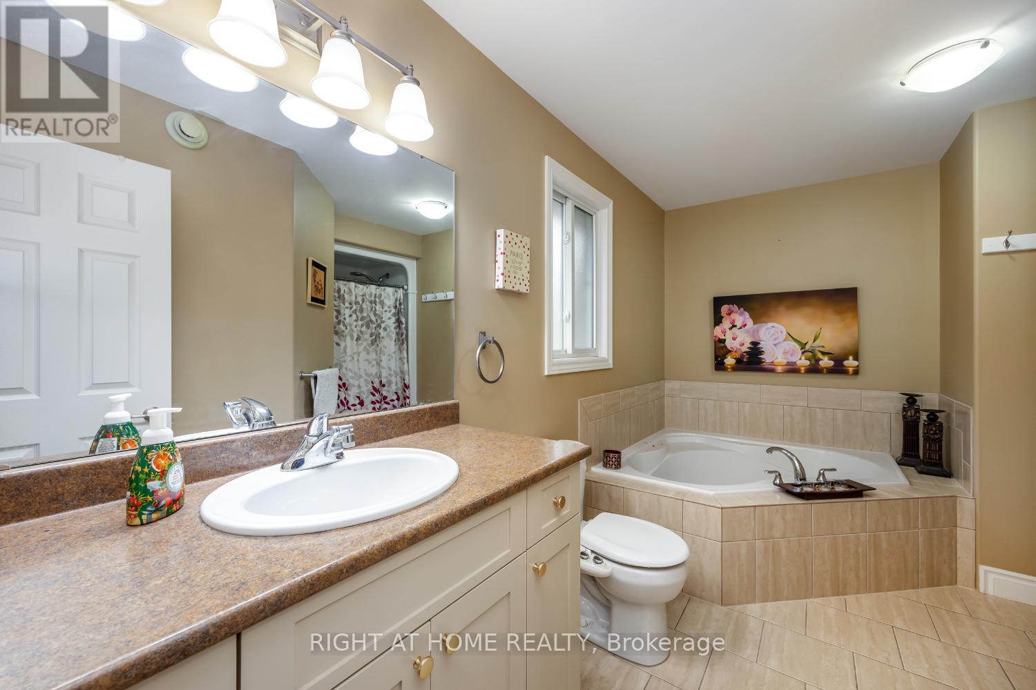 22 Lavender Place, Belleville, Ontario  K8P 0B9 - Photo 12 - X13023752