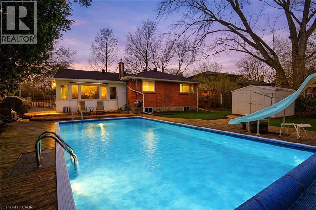 369 Beechwood Crescent, Burlington, Ontario  L7L 3P7 - Photo 3 - 40822075