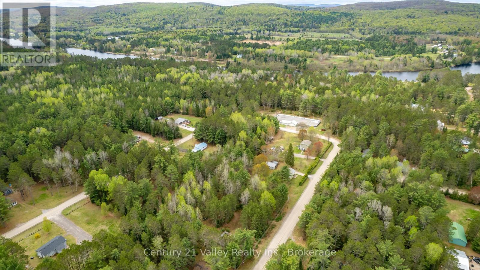 536 Pine Street, Greater Madawaska, Ontario  K0J 2R0 - Photo 13 - X13023640