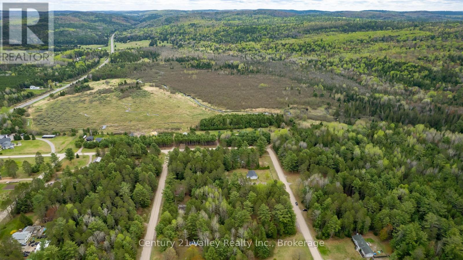 536 Pine Street, Greater Madawaska, Ontario  K0J 2R0 - Photo 17 - X13023640