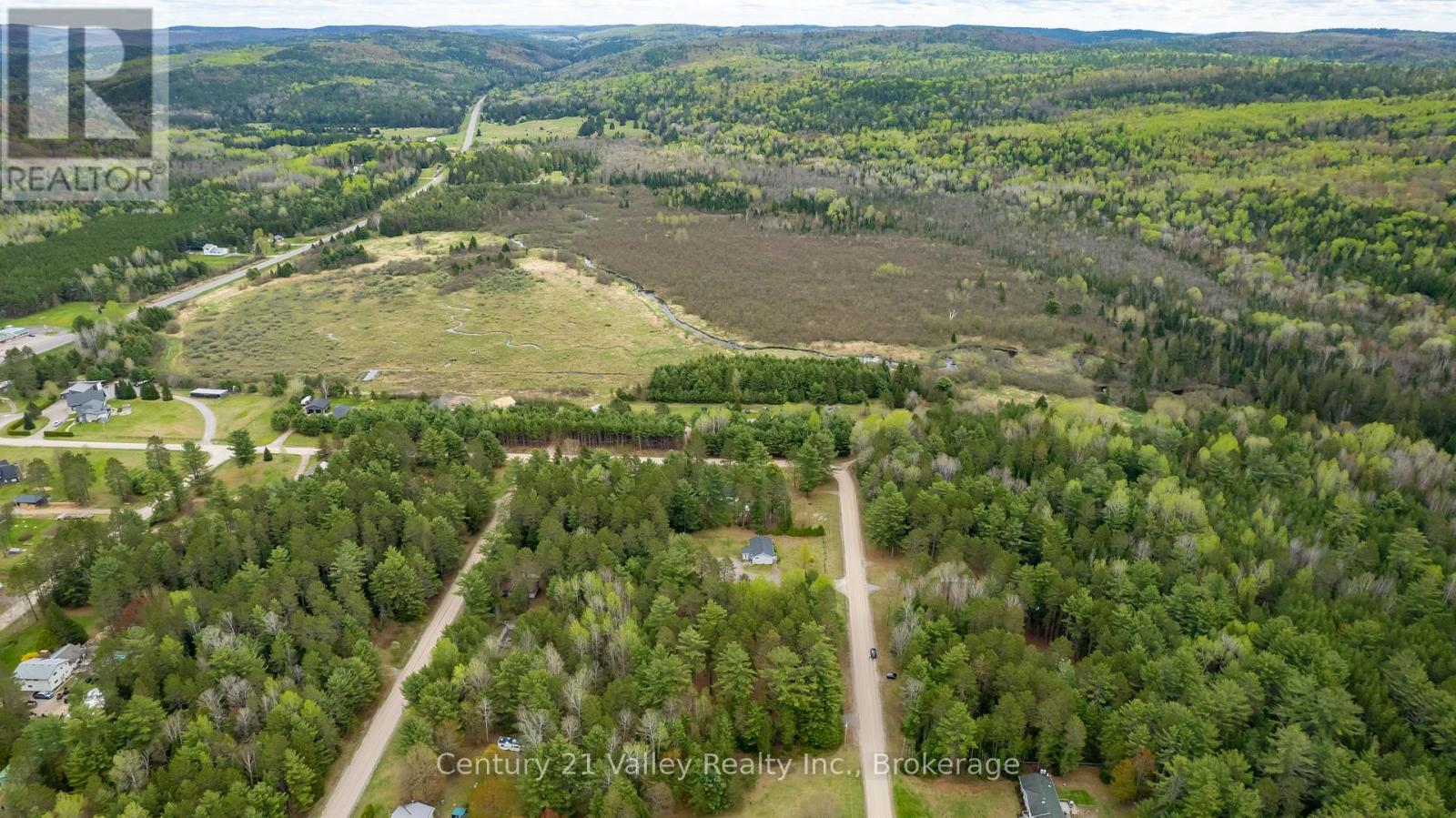 536 Pine Street, Greater Madawaska, Ontario  K0J 2R0 - Photo 18 - X13023640