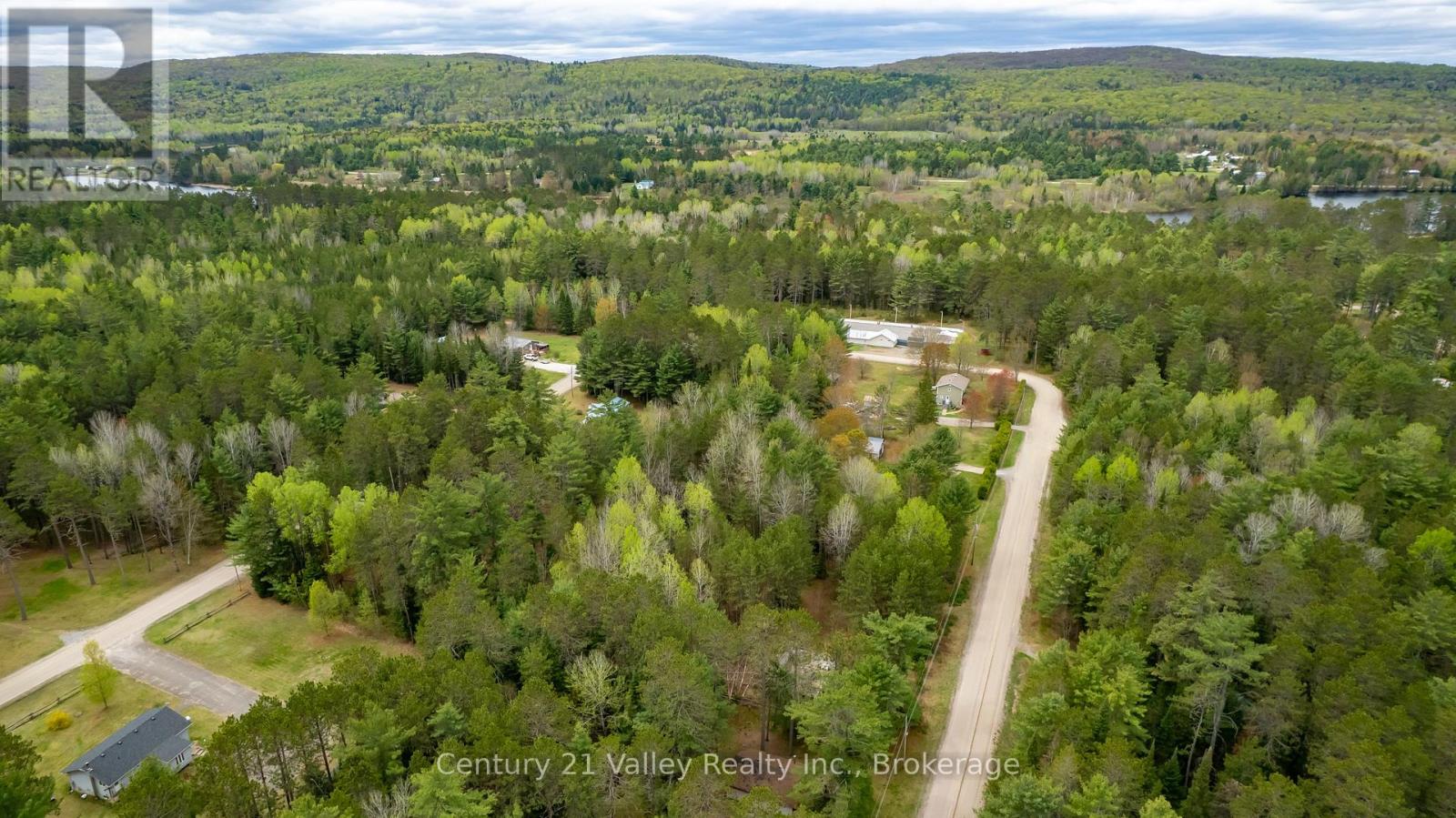 536 Pine Street, Greater Madawaska, Ontario  K0J 2R0 - Photo 7 - X13023640