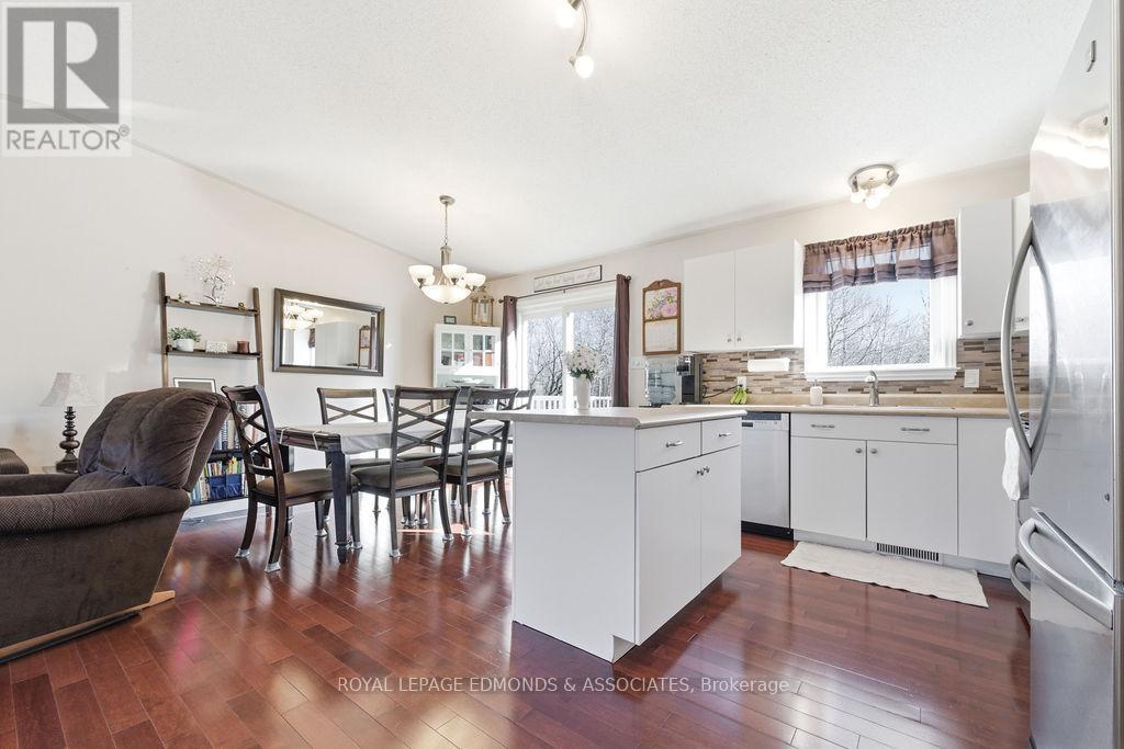 317 Julien Street, Pembroke, Ontario  K8A 3P6 - Photo 19 - X13023642