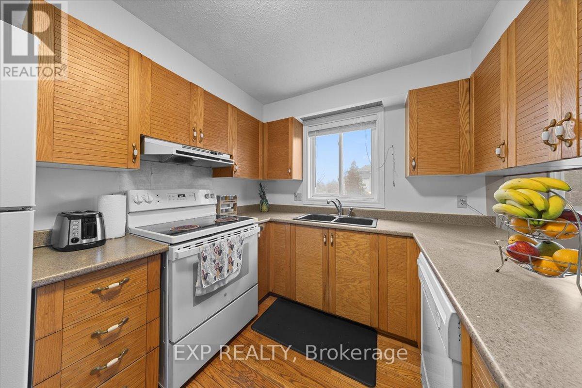 140 Castlegreen Private, Ottawa, Ontario  K1T 3N2 - Photo 10 - X13023674