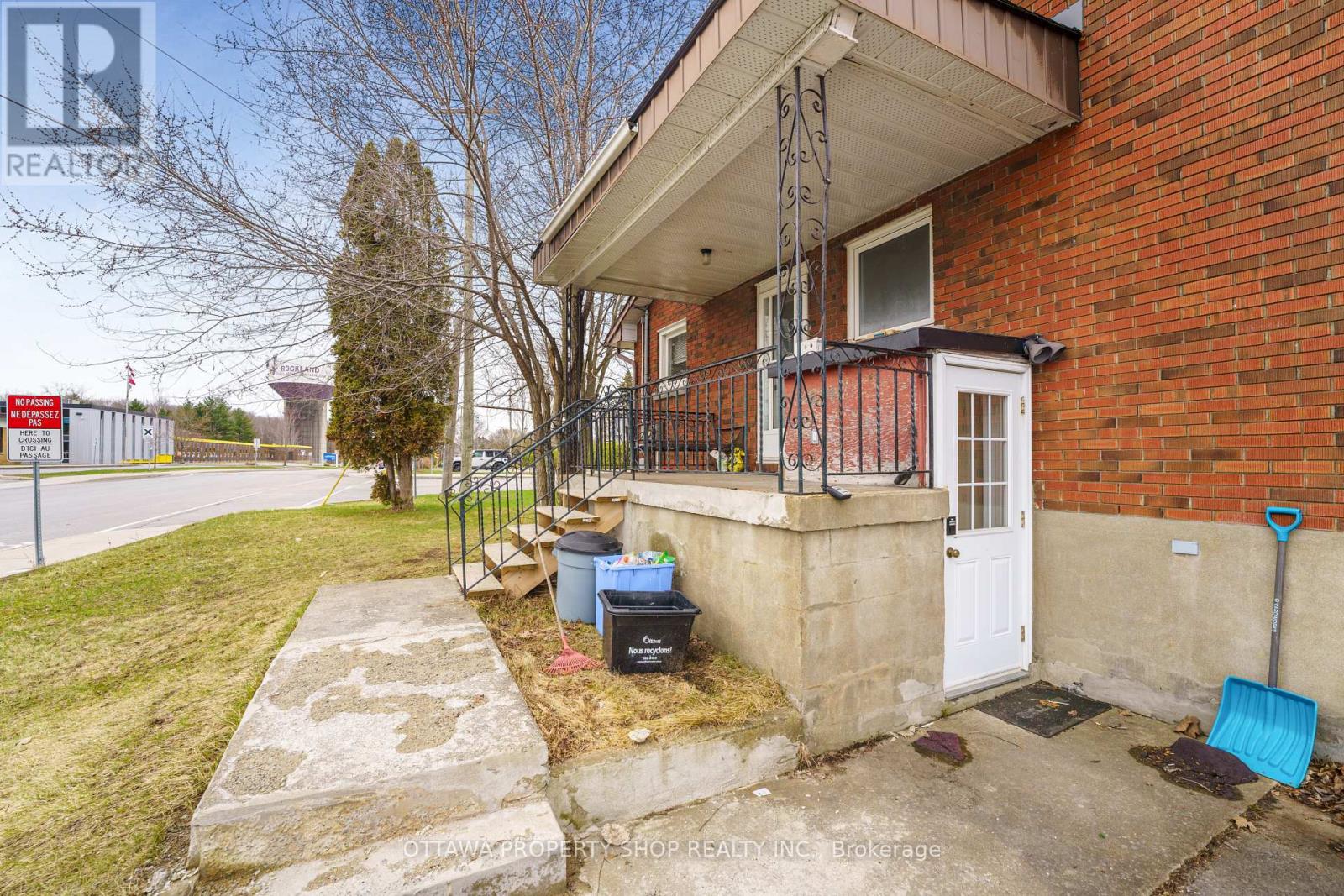 1652 Chene Street, Clarence-Rockland, Ontario  K4K 1K5 - Photo 3 - X13023716