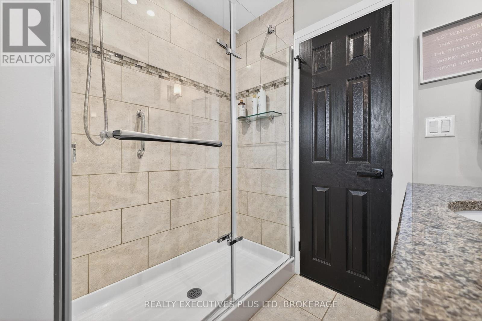 6410 Sherwood Road, Niagara Falls, Ontario  L2E 5M1 - Photo 19 - X13023658