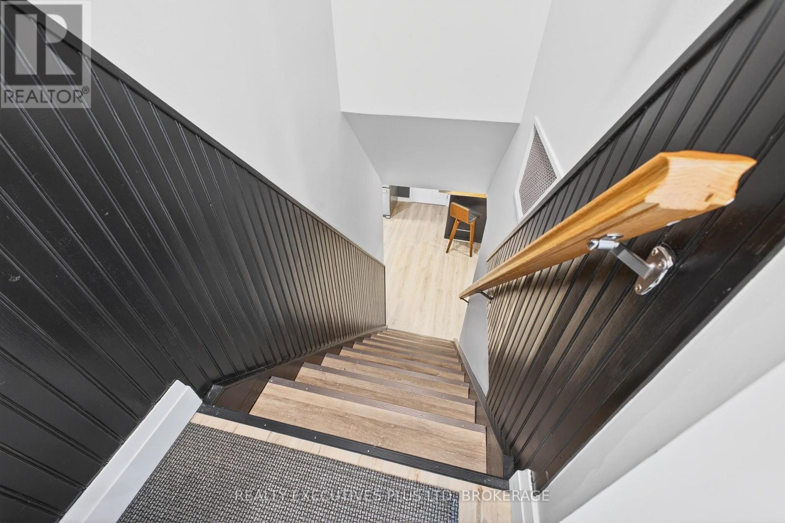 6410 Sherwood Road, Niagara Falls, Ontario  L2E 5M1 - Photo 20 - X13023658