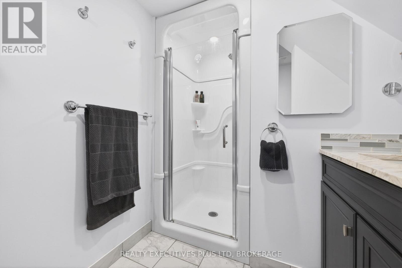 6410 Sherwood Road, Niagara Falls, Ontario  L2E 5M1 - Photo 24 - X13023658