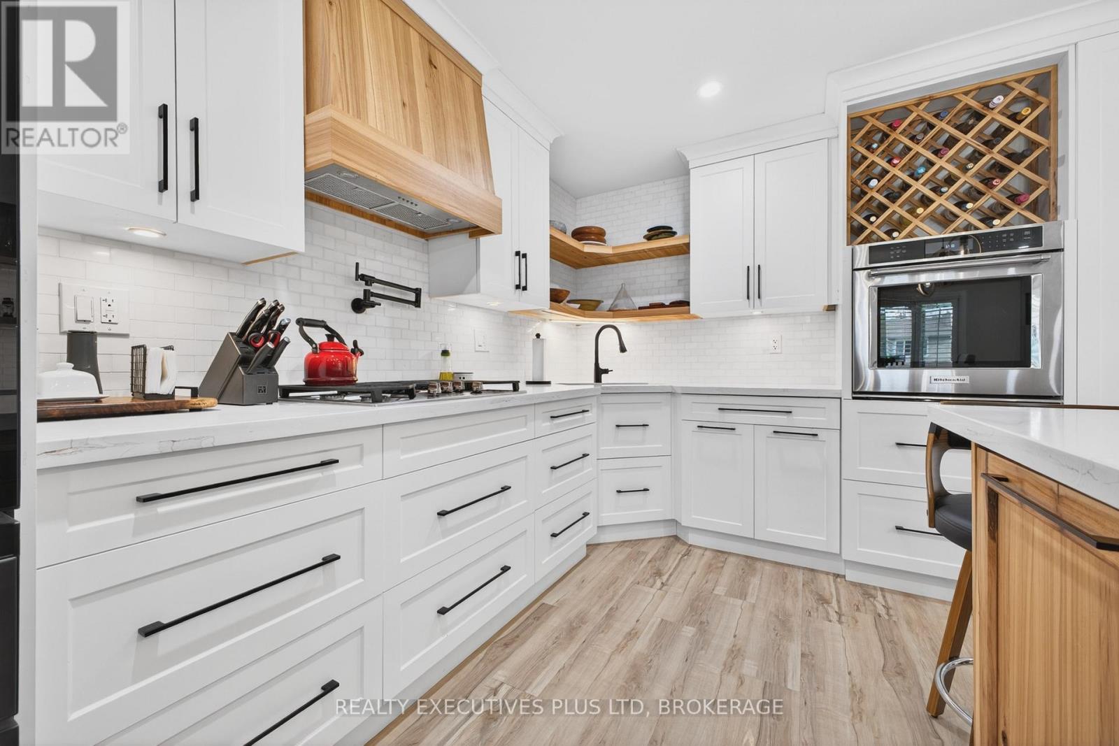 6410 Sherwood Road, Niagara Falls, Ontario  L2E 5M1 - Photo 6 - X13023658