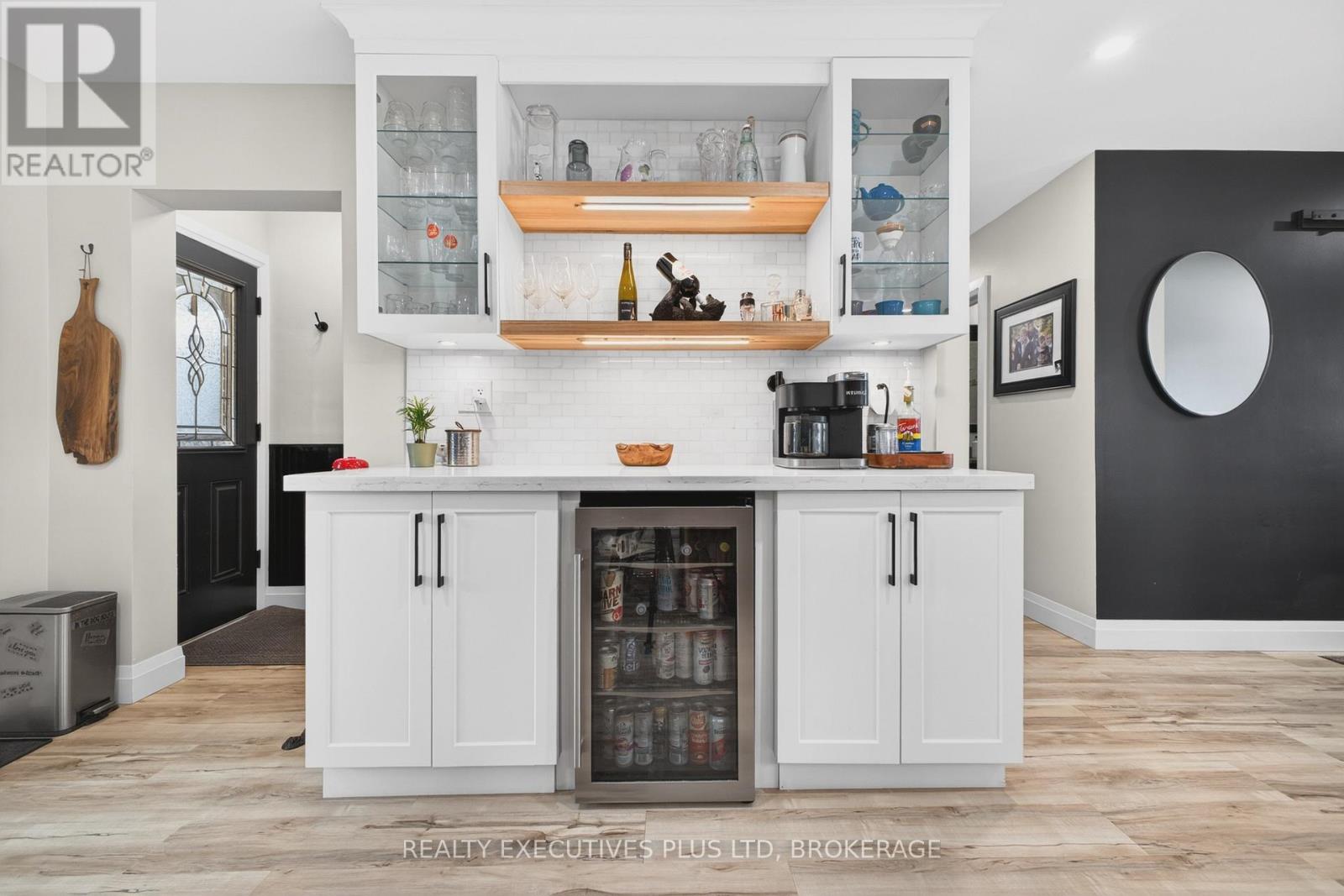 6410 Sherwood Road, Niagara Falls, Ontario  L2E 5M1 - Photo 7 - X13023658