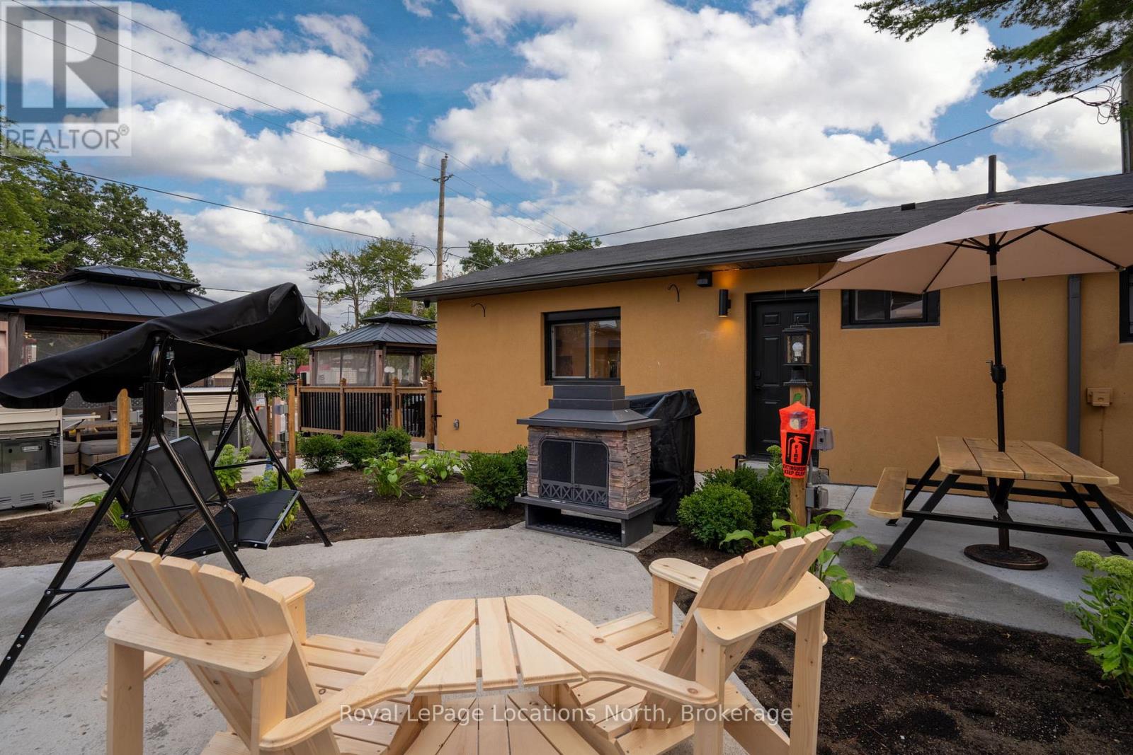 148 Mosley Street, Wasaga Beach, Ontario  L9Z 2K1 - Photo 44 - S13023692