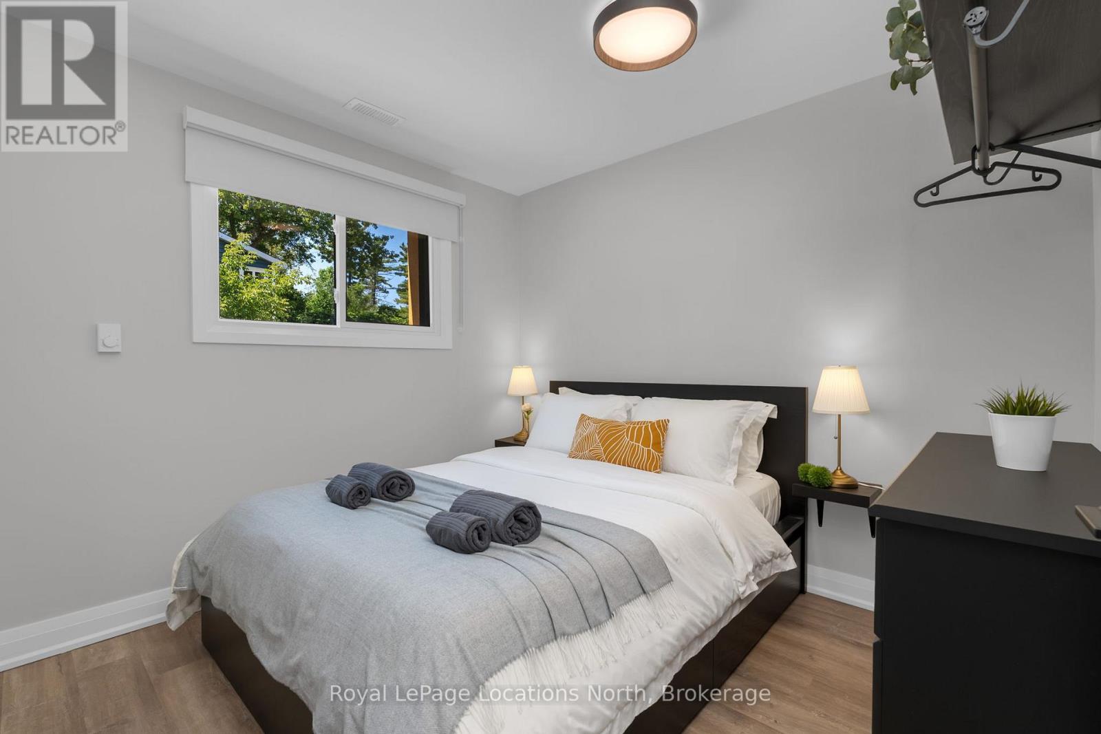 148 Mosley Street, Wasaga Beach, Ontario  L9Z 2K1 - Photo 7 - S13023692