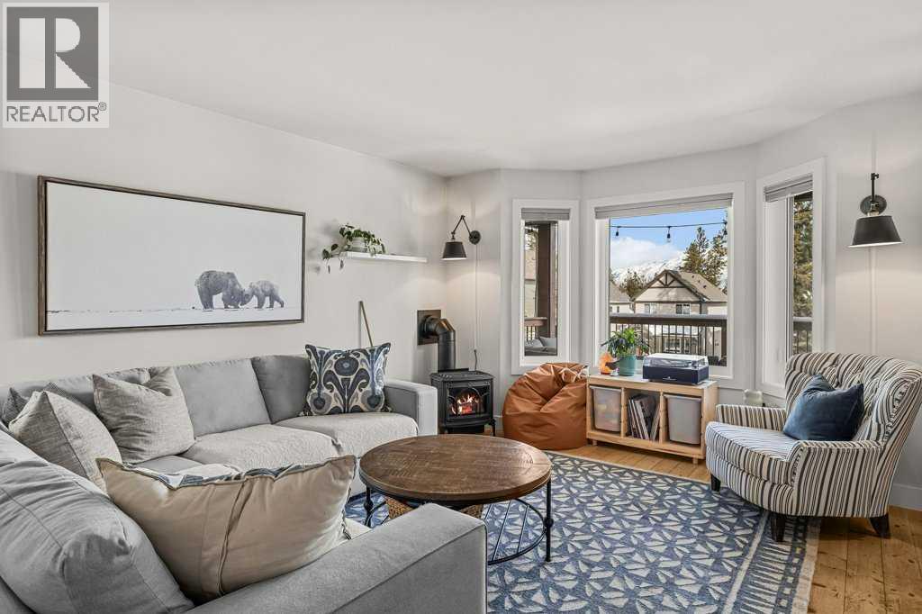 979 Wilson Way, Canmore, Alberta  T1W 2Y9 - Photo 13 - A2299675