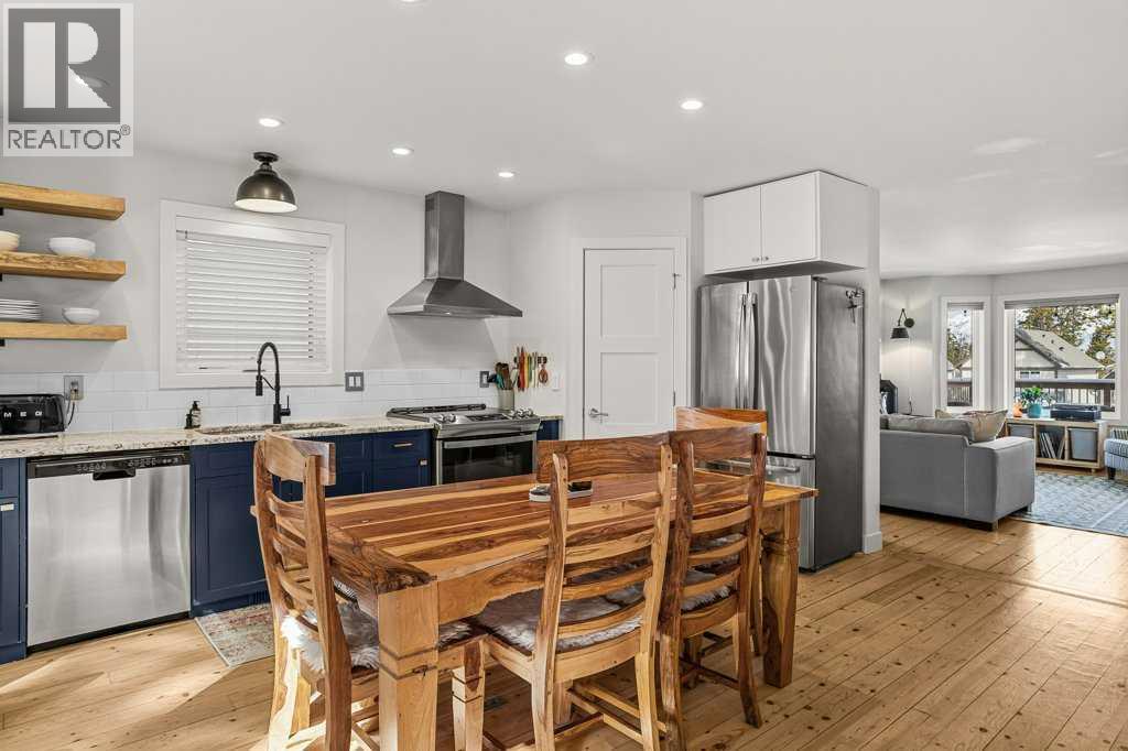 979 Wilson Way, Canmore, Alberta  T1W 2Y9 - Photo 17 - A2299675