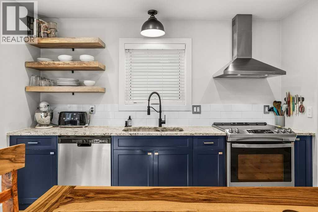 979 Wilson Way, Canmore, Alberta  T1W 2Y9 - Photo 21 - A2299675