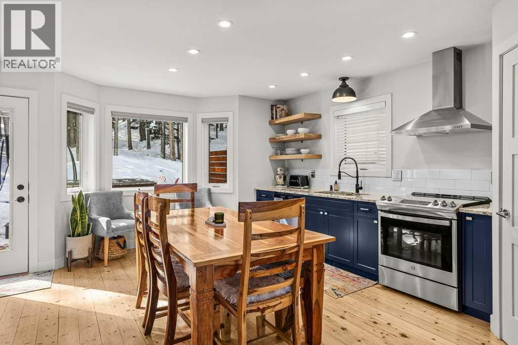 979 Wilson Way, Canmore, Alberta  T1W 2Y9 - Photo 16 - A2299675