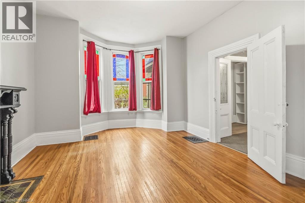 74 Pearl Street, Brantford, Ontario  N3T 3N7 - Photo 8 - 40820943