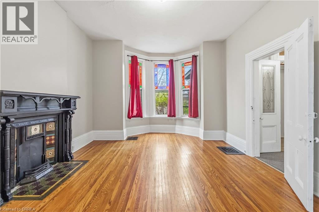 74 Pearl Street, Brantford, Ontario  N3T 3N7 - Photo 6 - 40820943