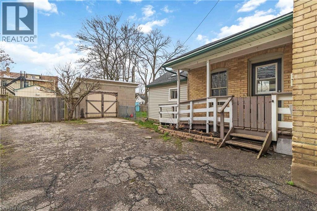 74 Pearl Street, Brantford, Ontario  N3T 3N7 - Photo 39 - 40820943