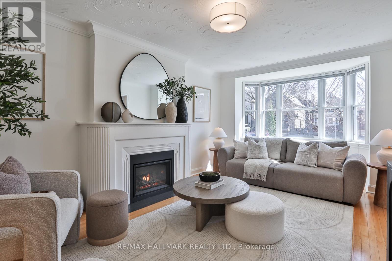 140 Everden Road, Toronto, Ontario  M6C 3K9 - Photo 2 - C13023622