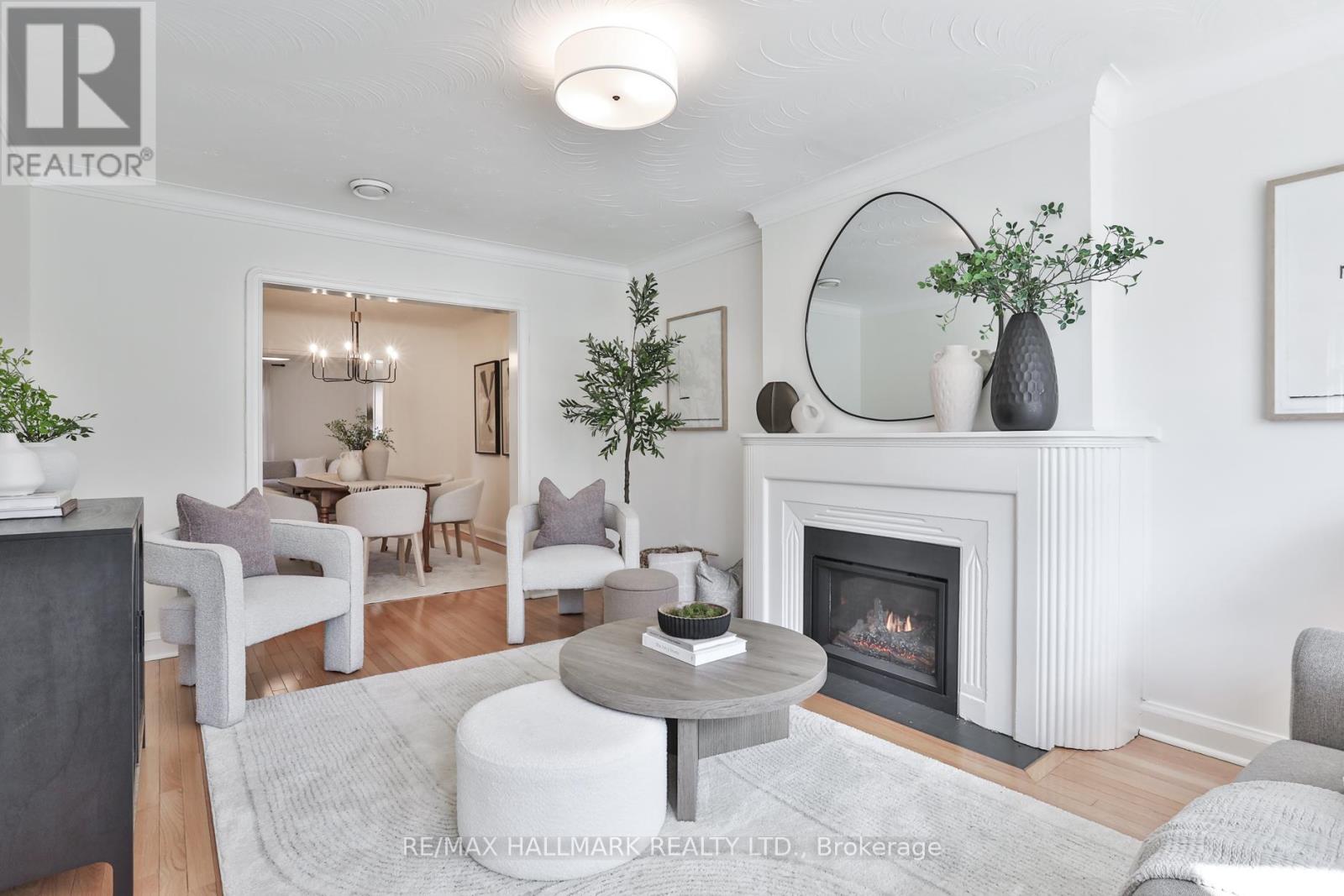 140 Everden Road, Toronto, Ontario  M6C 3K9 - Photo 3 - C13023622