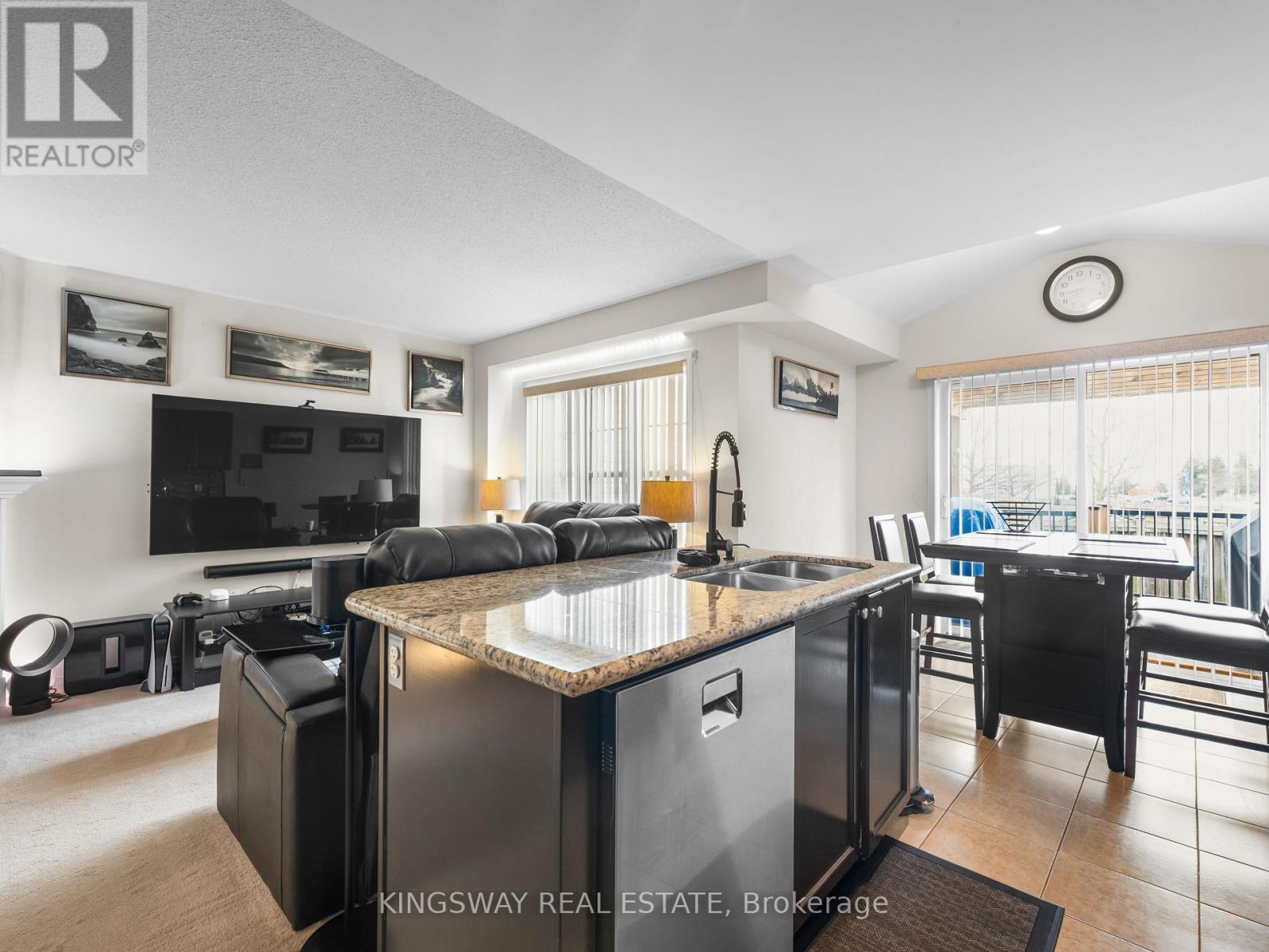 57 Harbourside Drive, Whitby, Ontario  L1N 0H5 - Photo 5 - E13018610