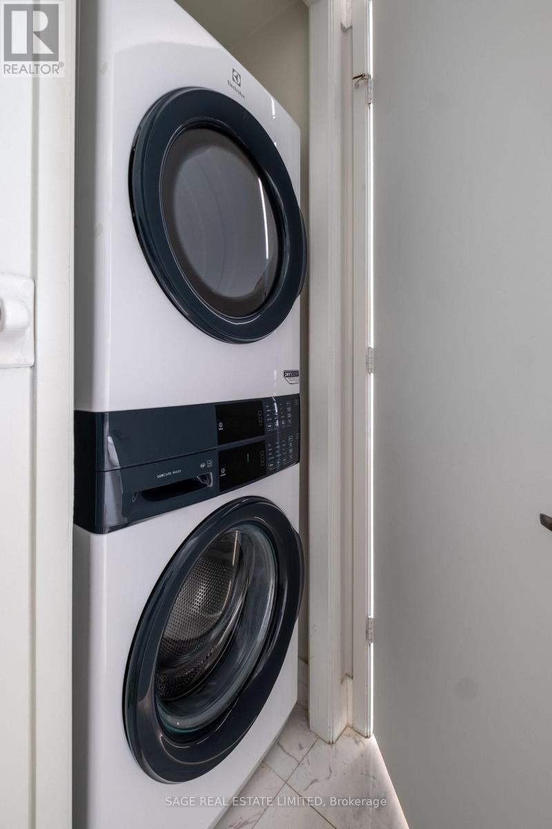 1713 - 85 Bloor Street E, Toronto, Ontario  M4W 3Y1 - Photo 17 - C13023688