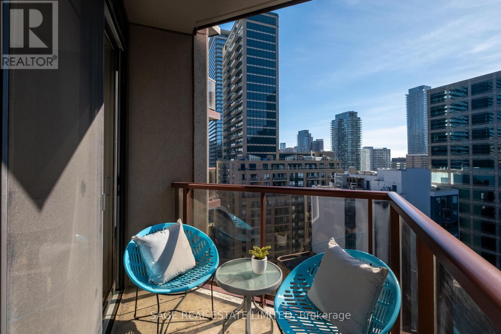 1713 - 85 Bloor Street E, Toronto, Ontario  M4W 3Y1 - Photo 18 - C13023688