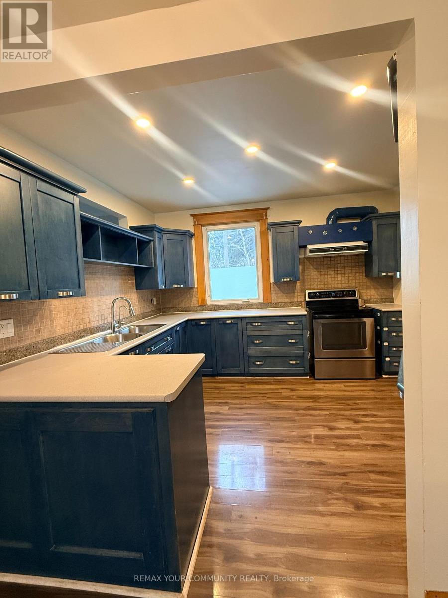 66 Wallace Street, Vaughan, Ontario  L4L 2P4 - Photo 3 - N13022522