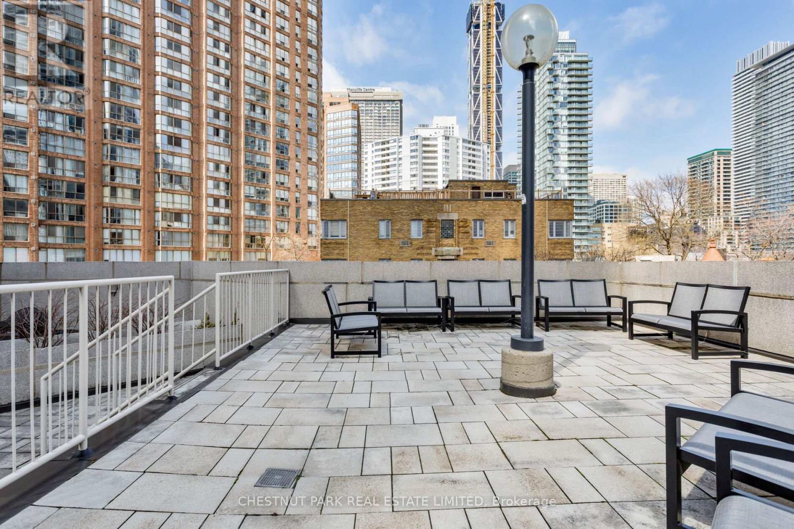 1408 - 1001 Bay Street, Toronto, Ontario  M5S 3A6 - Photo 25 - C13023706