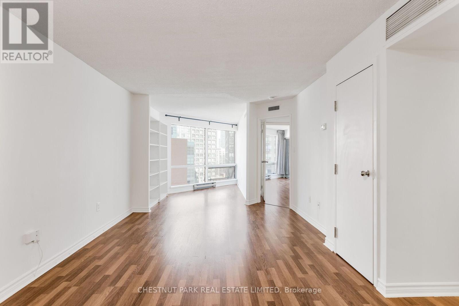 1408 - 1001 Bay Street, Toronto, Ontario  M5S 3A6 - Photo 5 - C13023706