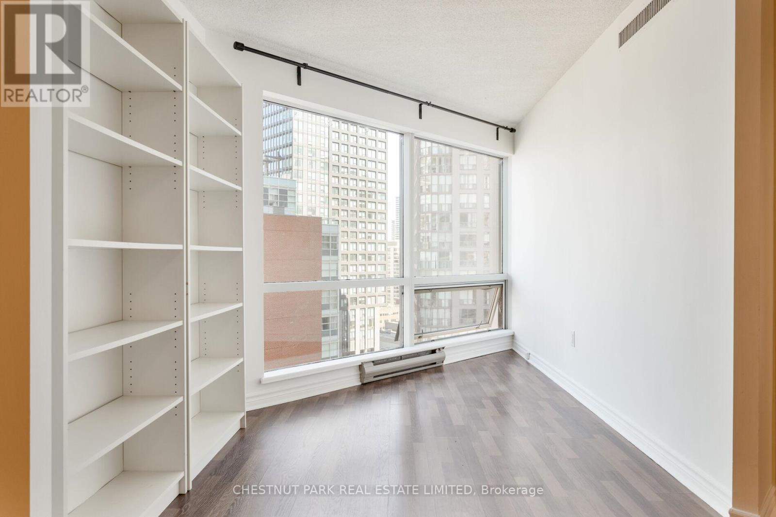 1408 - 1001 Bay Street, Toronto, Ontario  M5S 3A6 - Photo 6 - C13023706