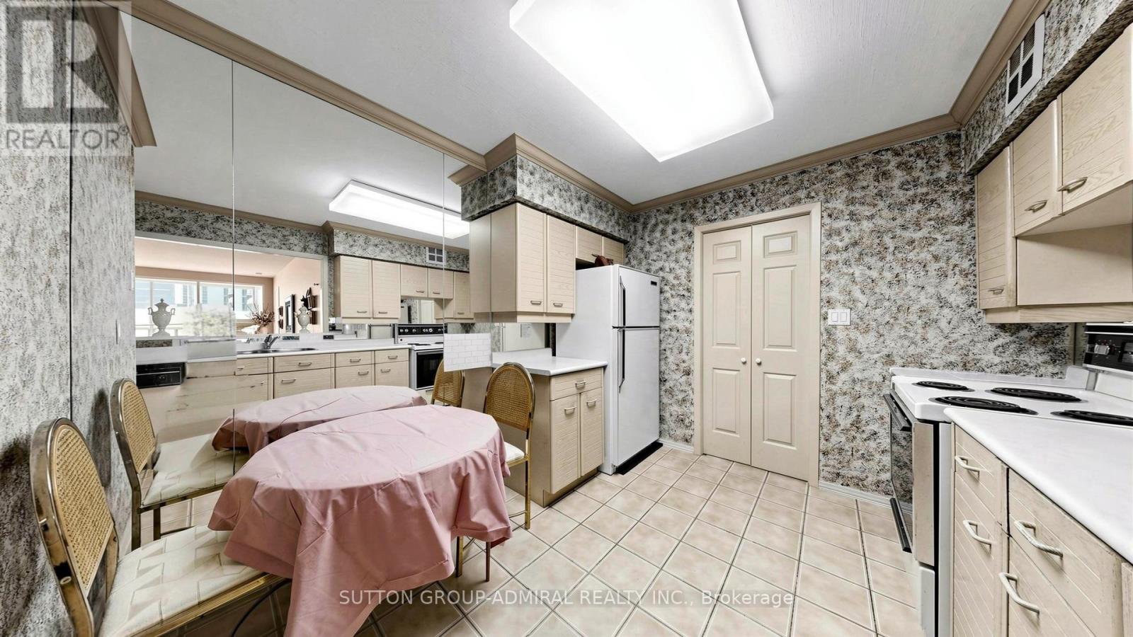 610 - 30 Greenfield Avenue, Toronto, Ontario  M2N 6N3 - Photo 6 - C13023720