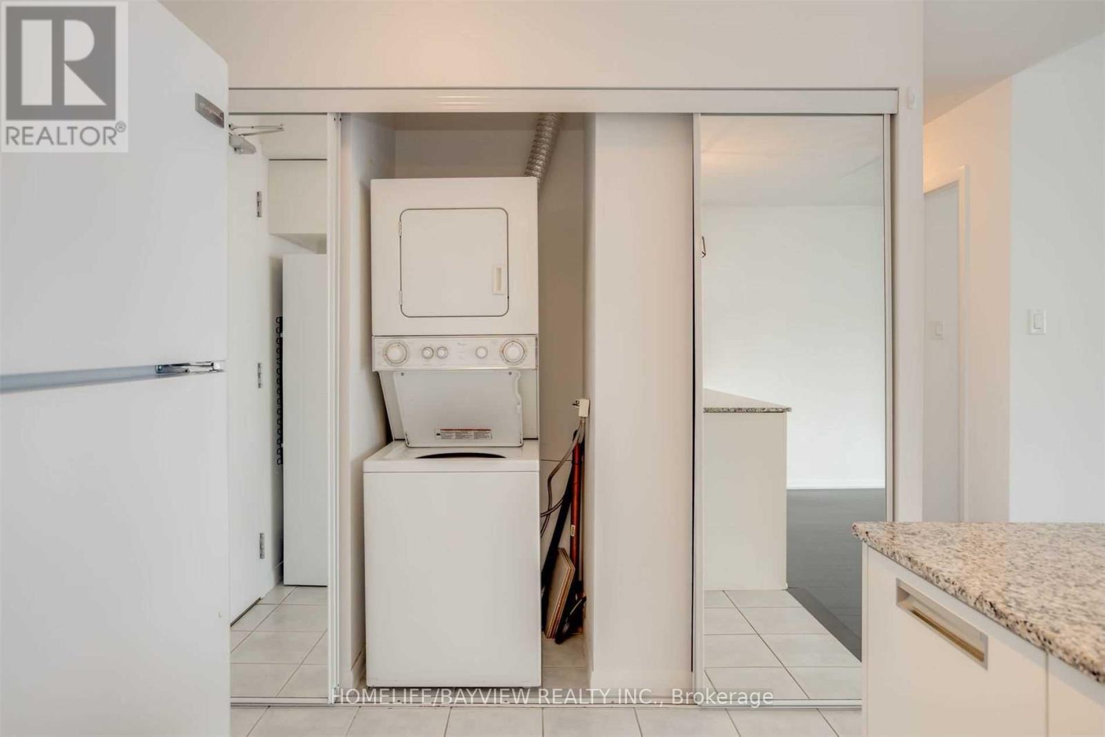 2904 - 37 Grosvenor Street, Toronto, Ontario  M4Y 3G5 - Photo 23 - C13023742