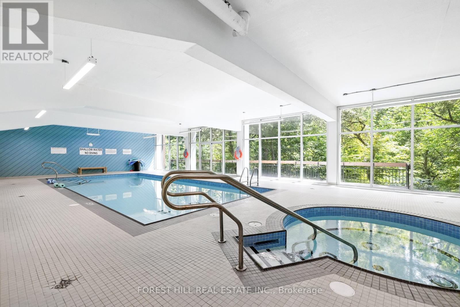 805 - 21 DALE AVENUE Toronto (Rosedale-Moore Park), ON M4W 1K3