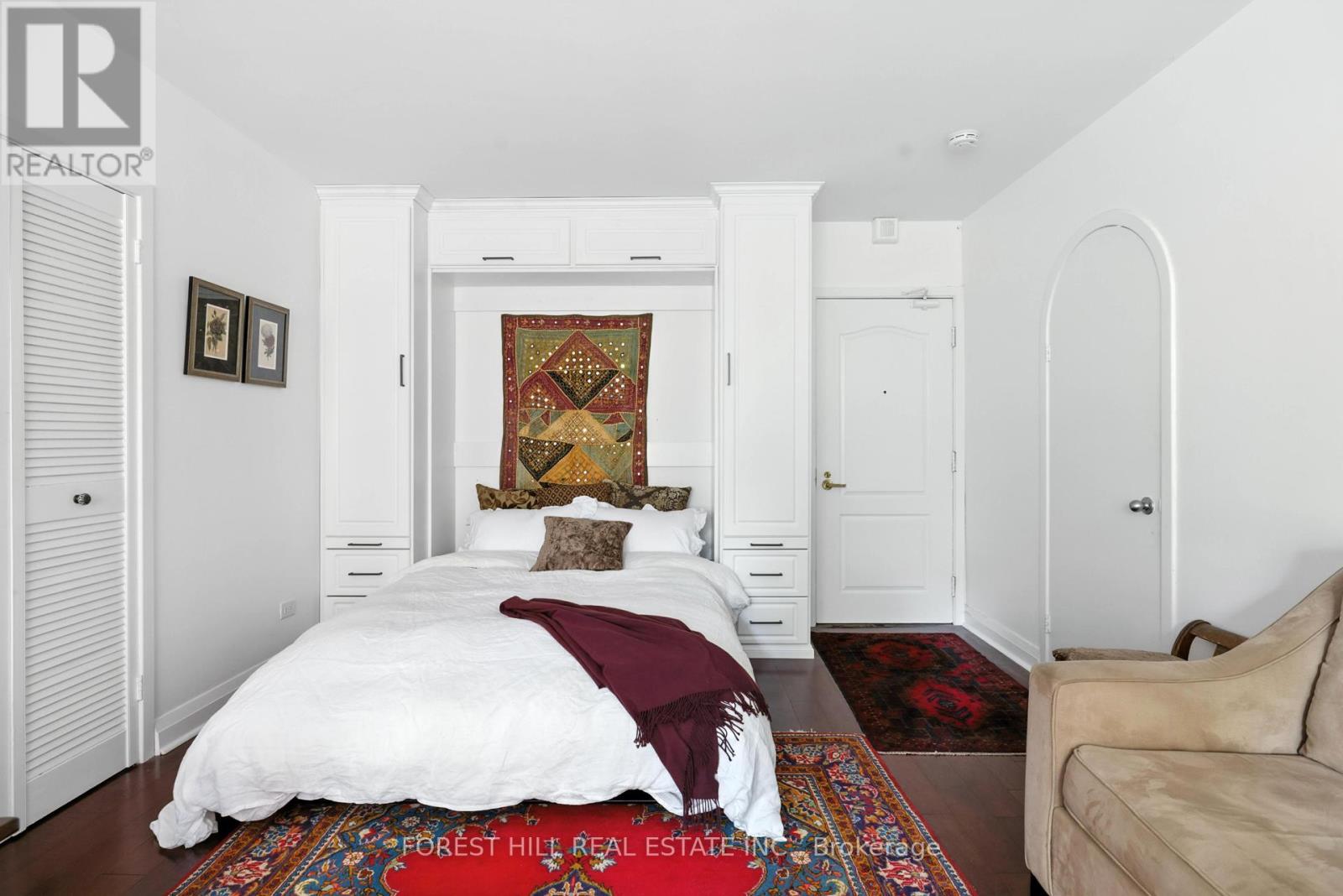 805 - 21 DALE AVENUE Toronto (Rosedale-Moore Park), ON M4W 1K3